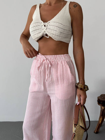 Pantalon Femme Rayé Taille Haute – Coupe Large & Tissu Léger | Look Estival Décontracté Chic