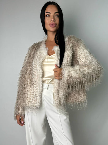 Manteau en Fausse Fourrure Blanche Luxueuse