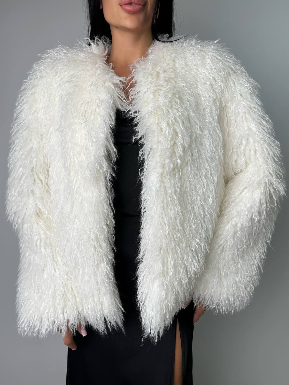Manteau en Fausse Fourrure Blanche Luxueuse