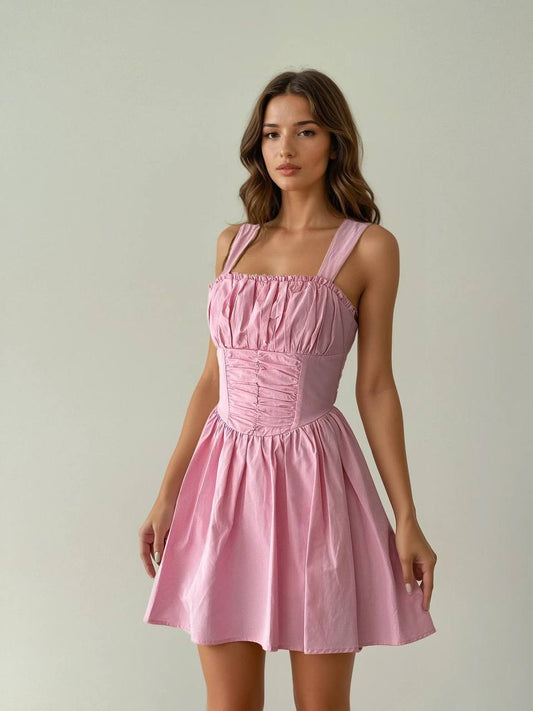 💖 Robe Courte Rose "Princesse Moderne" – Bustier Froncé & Jupe Évasée 💖