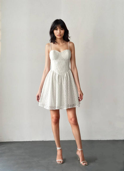 Robe bustier à fines bretelles en dentelle texturée - Blanc